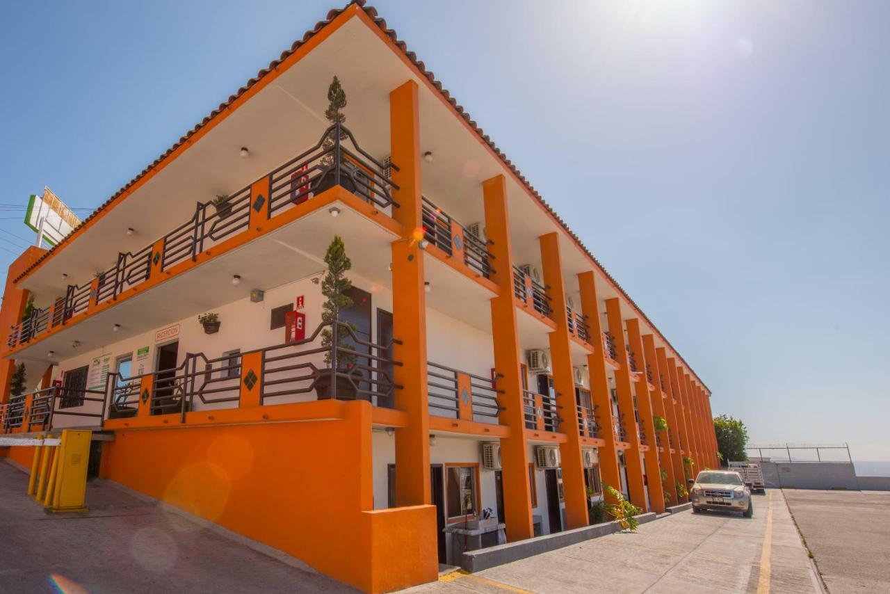 Hotel Cucapa Matamoros  Buitenkant foto